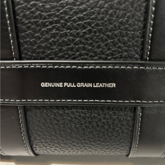 Coach Compass 25 - Picture 5 of 7